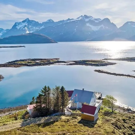 Feriehus Panoramic Seaview House And Cabin By The Sea Hovdan