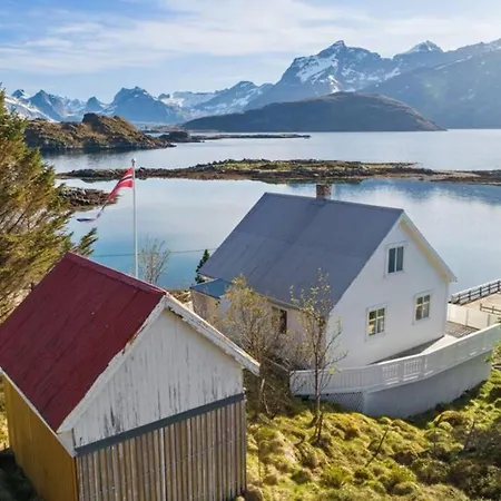 Feriehus Panoramic Seaview House And Cabin By The Sea Hovdan