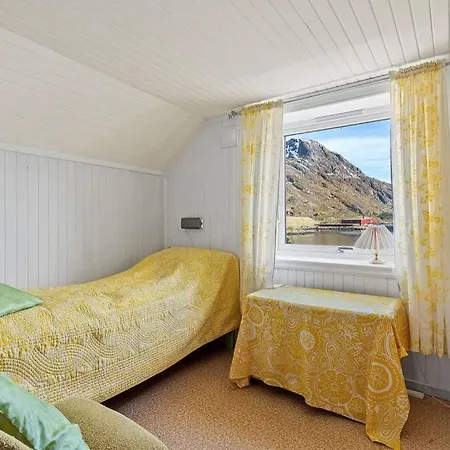 Panoramic Seaview House And Cabin By The Sea Hovdan